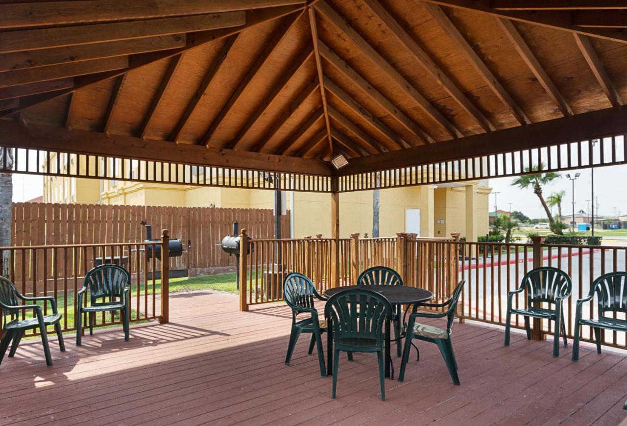 La Quinta By Wyndham Houston Channelview Cloverleaf Εξωτερικό φωτογραφία